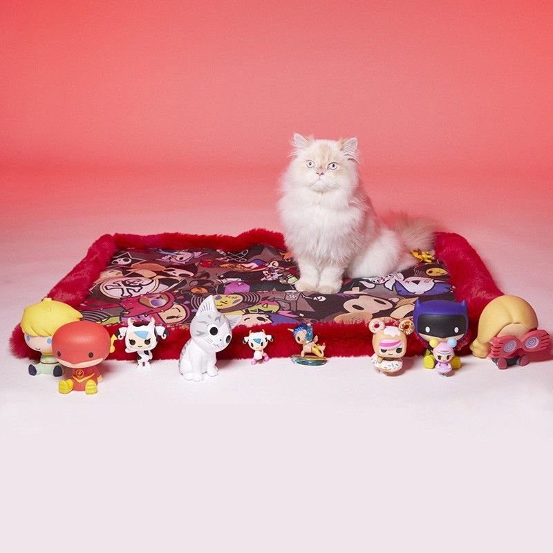 LE TAPIS ROUGE PARIS x tokidoki Tapis Time to Rock – Tapis pour chien et chat – photo 1