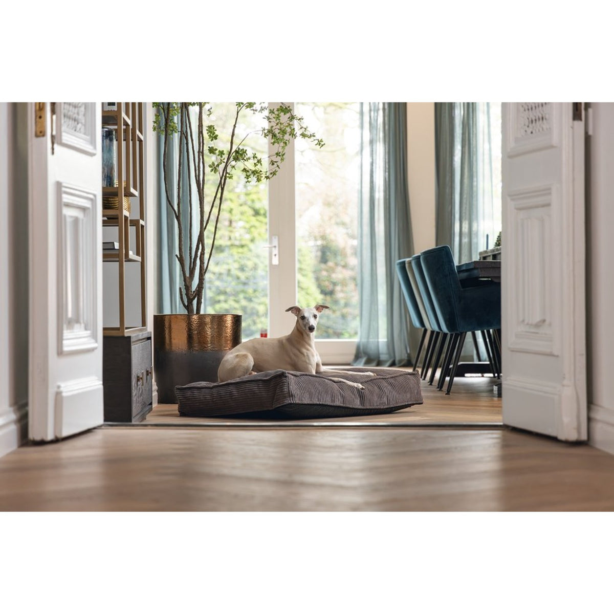 DESIGNED BY LOTTE Matelas Ribbed marron – Coussin en velours côtelé pour chien – photo 4