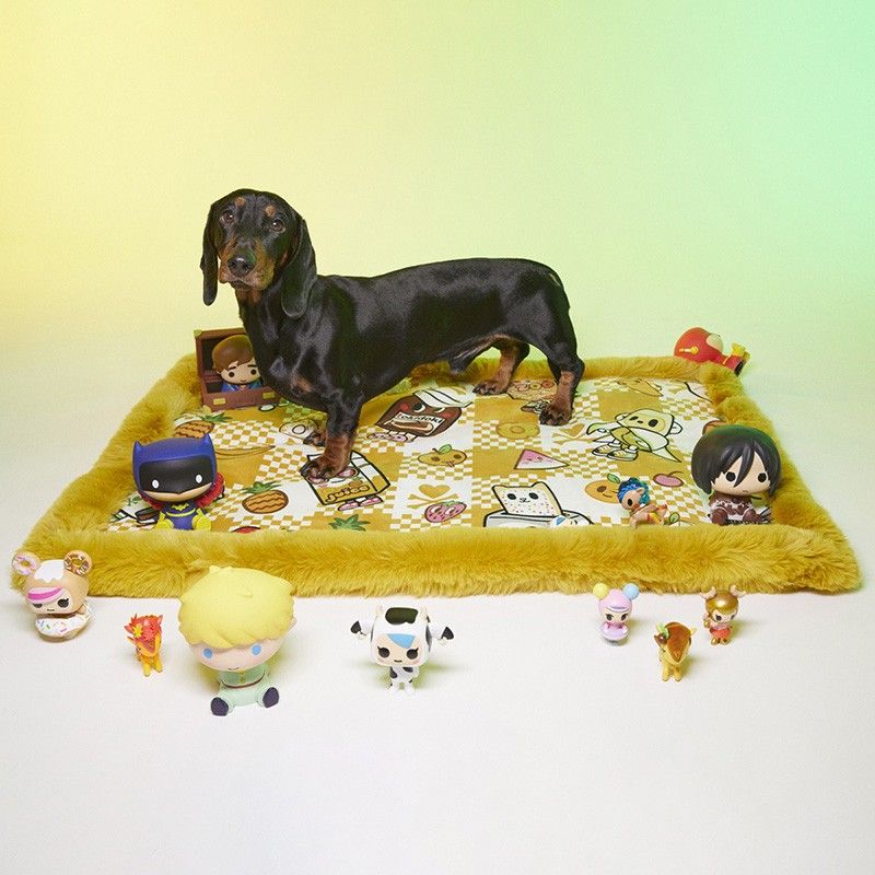 LE TAPIS ROUGE PARIS x tokidoki Tapis Sweet Breakfast – Tapis pour chien et chat – photo 1
